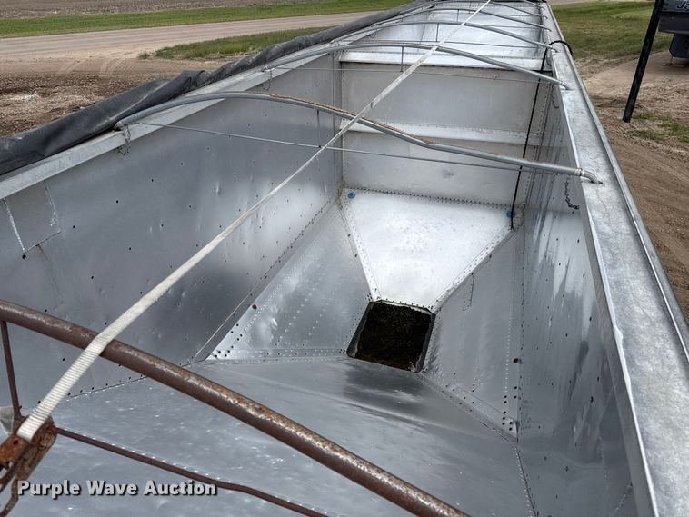 image for item EP0678 1997 Timpte grain trailer