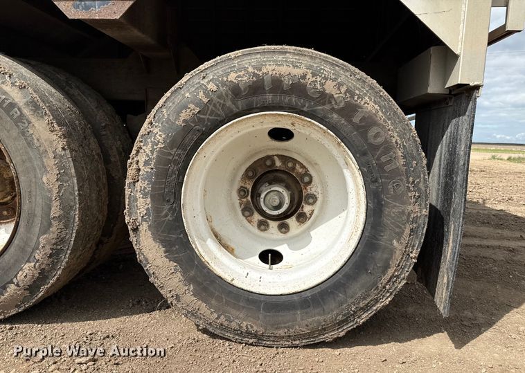 image for item EP0678 1997 Timpte grain trailer