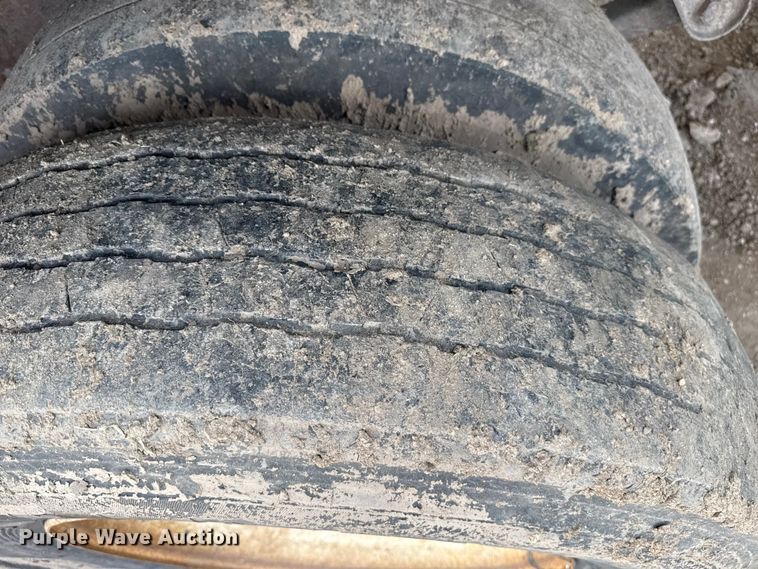 image for item EP0678 1997 Timpte grain trailer