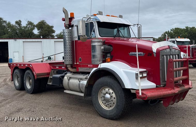 image for item ER2453 1998 Kenworth T800 winch truck