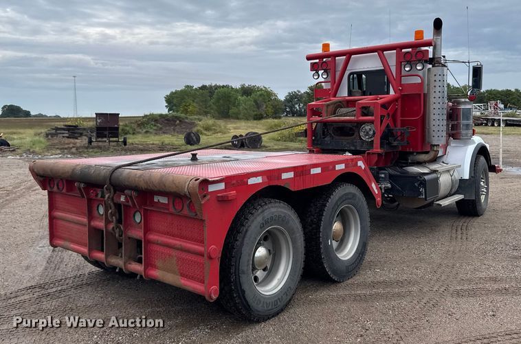 image for item ER2453 1998 Kenworth T800 winch truck