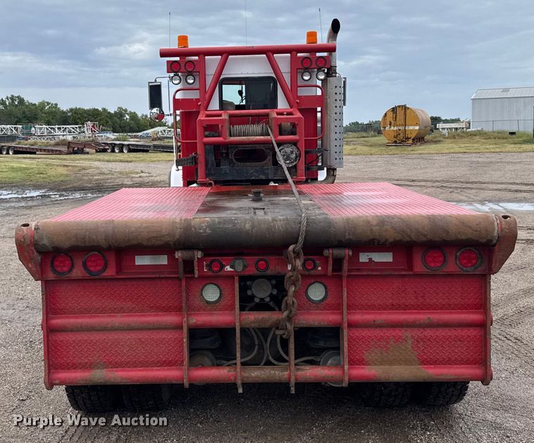 image for item ER2453 1998 Kenworth T800 winch truck