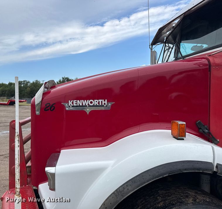 image for item ER2453 1998 Kenworth T800 winch truck