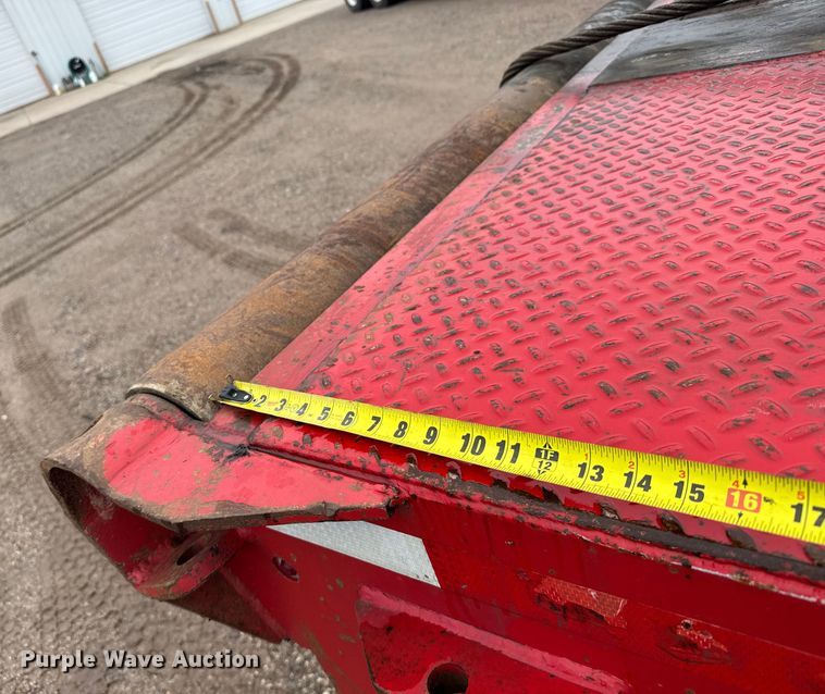 image for item ER2453 1998 Kenworth T800 winch truck