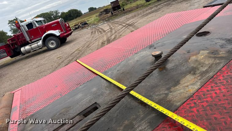 image for item ER2453 1998 Kenworth T800 winch truck