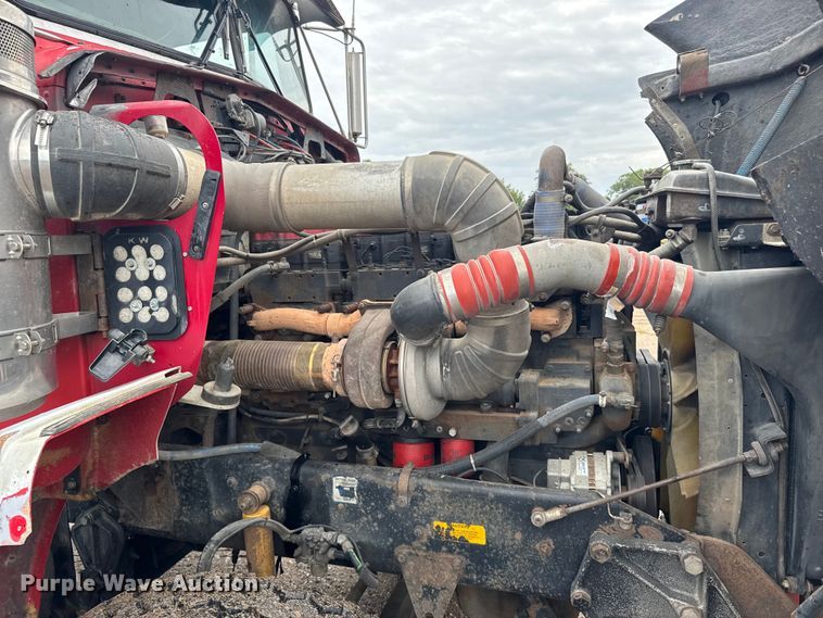 image for item ER2453 1998 Kenworth T800 winch truck