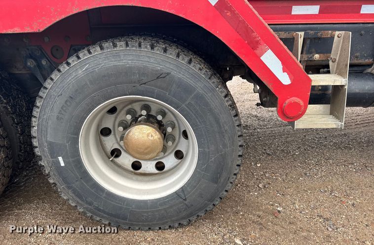 image for item ER2453 1998 Kenworth T800 winch truck