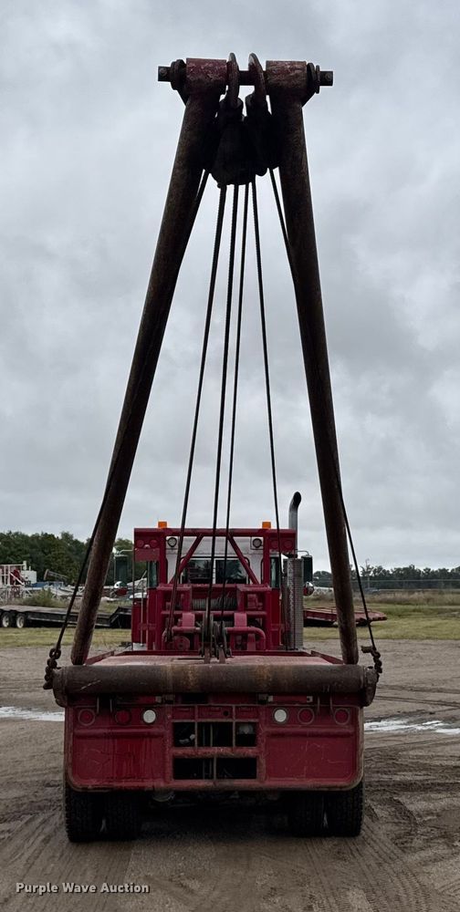 image for item ER2454 2005 Kenworth T800 glider kit winch truck