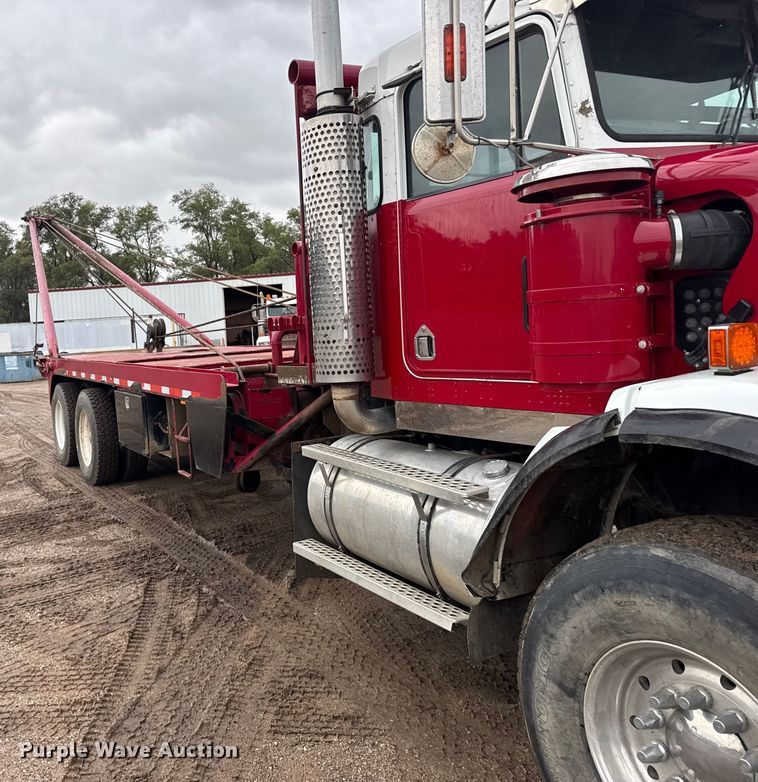 image for item ER2454 2005 Kenworth T800 glider kit winch truck