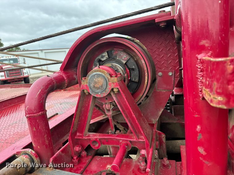 image for item ER2454 2005 Kenworth T800 glider kit winch truck