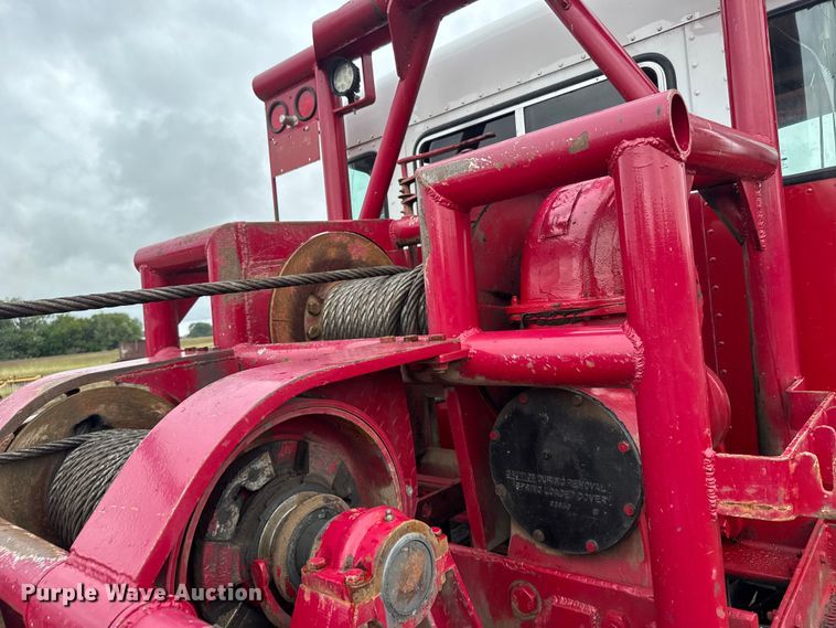 image for item ER2454 2005 Kenworth T800 glider kit winch truck