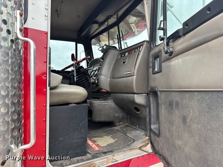 image for item ER2454 2005 Kenworth T800 glider kit winch truck