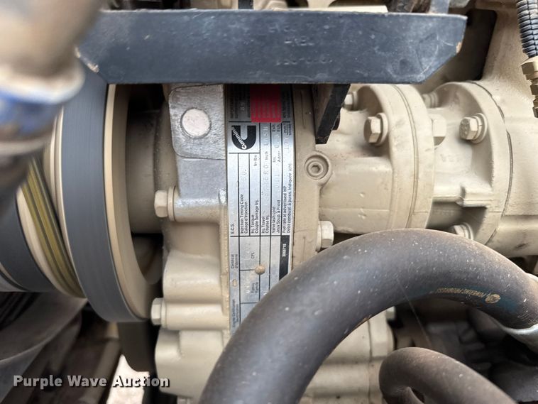 image for item ER2454 2005 Kenworth T800 glider kit winch truck