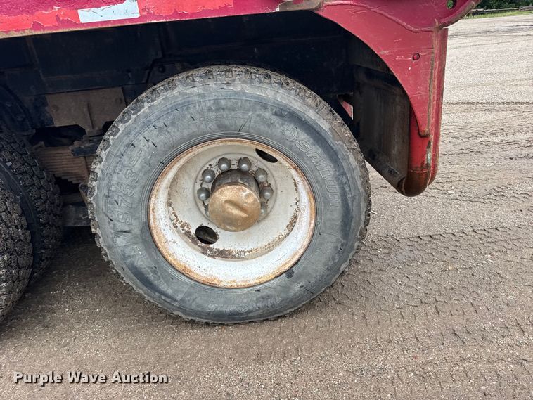 image for item ER2454 2005 Kenworth T800 glider kit winch truck