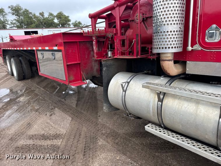 image for item ER2455 2003 Kenworth T800 winch truck