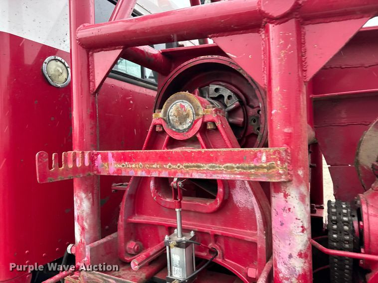 image for item ER2455 2003 Kenworth T800 winch truck