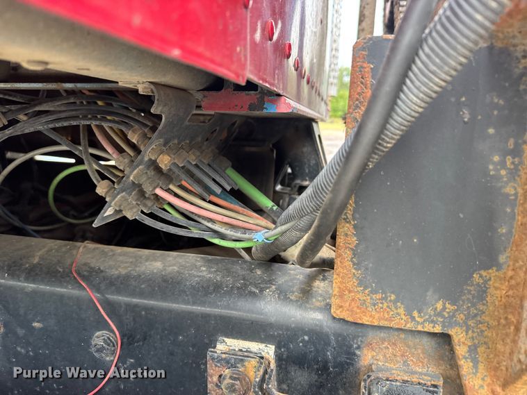 image for item ER2456 1999 Kenworth T800  winch truck