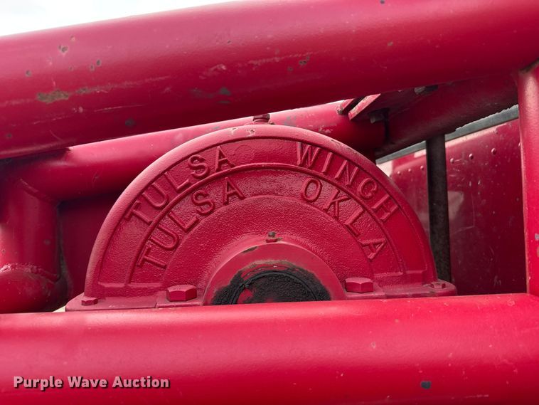 image for item ER2456 1999 Kenworth T800  winch truck