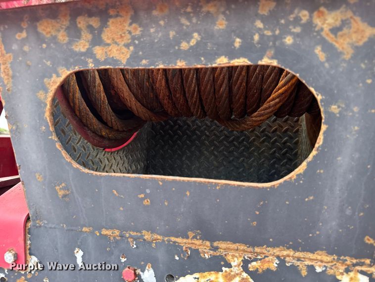 image for item ER2456 1999 Kenworth T800  winch truck