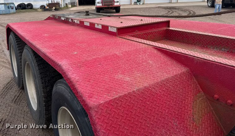 image for item ER2456 1999 Kenworth T800  winch truck