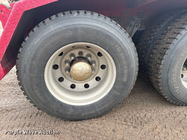 image for item ER2456 1999 Kenworth T800  winch truck