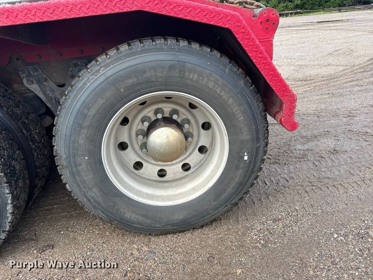 image for item ER2456 1999 Kenworth T800  winch truck