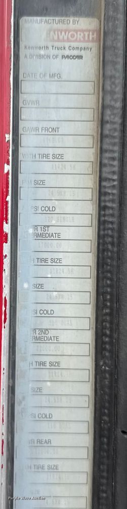 image for item ER2456 1999 Kenworth T800  winch truck