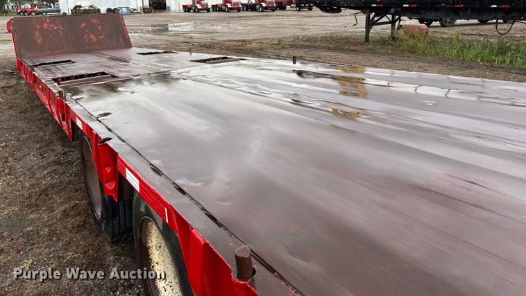 image for item ER2457 2007 Neville Built drop deck oilfield trailer