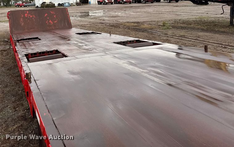 image for item ER2457 2007 Neville Built drop deck oilfield trailer