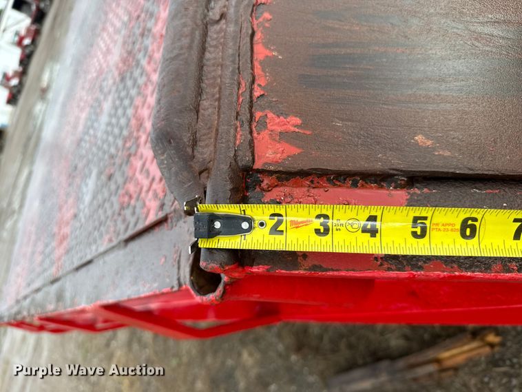 image for item ER2457 2007 Neville Built drop deck oilfield trailer