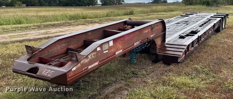 image for item ER2459 1997 Nuttall lowboy oilfield trailer