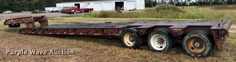 image for item ER2459 1997 Nuttall lowboy oilfield trailer