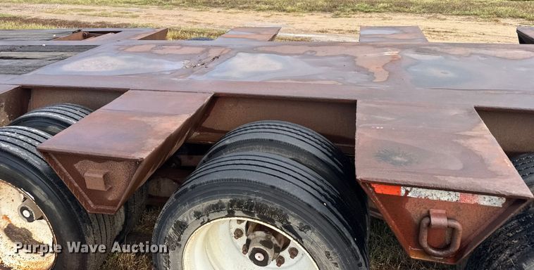 image for item ER2459 1997 Nuttall lowboy oilfield trailer