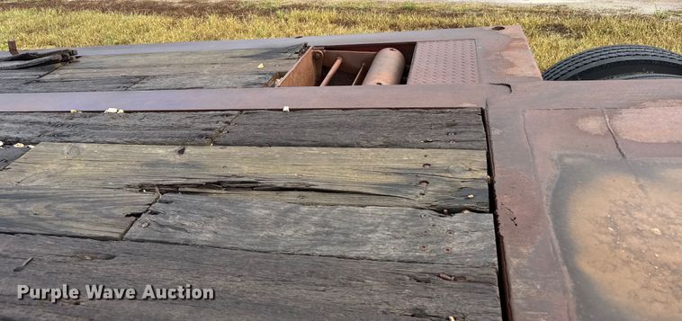 image for item ER2459 1997 Nuttall lowboy oilfield trailer