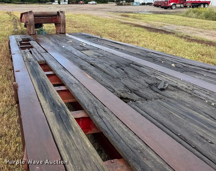 image for item ER2459 1997 Nuttall lowboy oilfield trailer