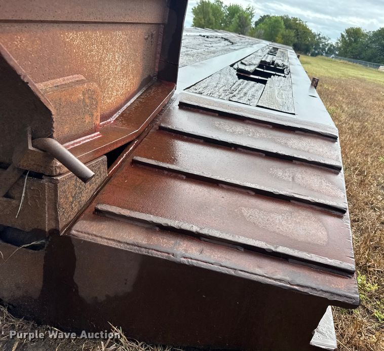 image for item ER2459 1997 Nuttall lowboy oilfield trailer