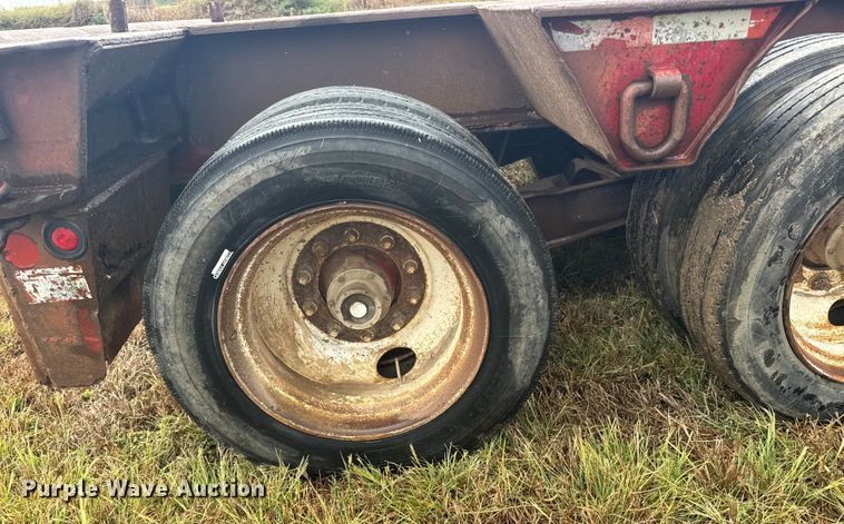 image for item ER2459 1997 Nuttall lowboy oilfield trailer