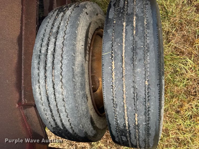 image for item ER2459 1997 Nuttall lowboy oilfield trailer