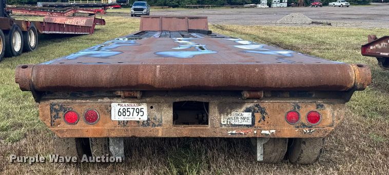 image for item ER2460 2001 Atoka Lowboy  drop deck oilfield trailer 
