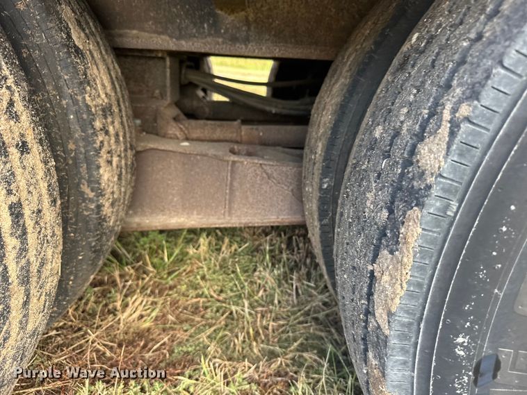 image for item ER2460 2001 Atoka Lowboy  drop deck oilfield trailer 