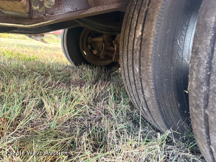 image for item ER2460 2001 Atoka Lowboy  drop deck oilfield trailer 