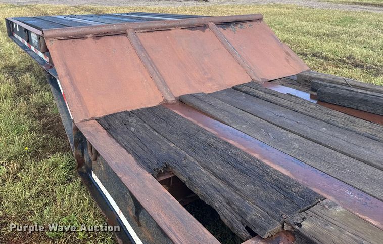 image for item ER2460 2001 Atoka Lowboy  drop deck oilfield trailer 