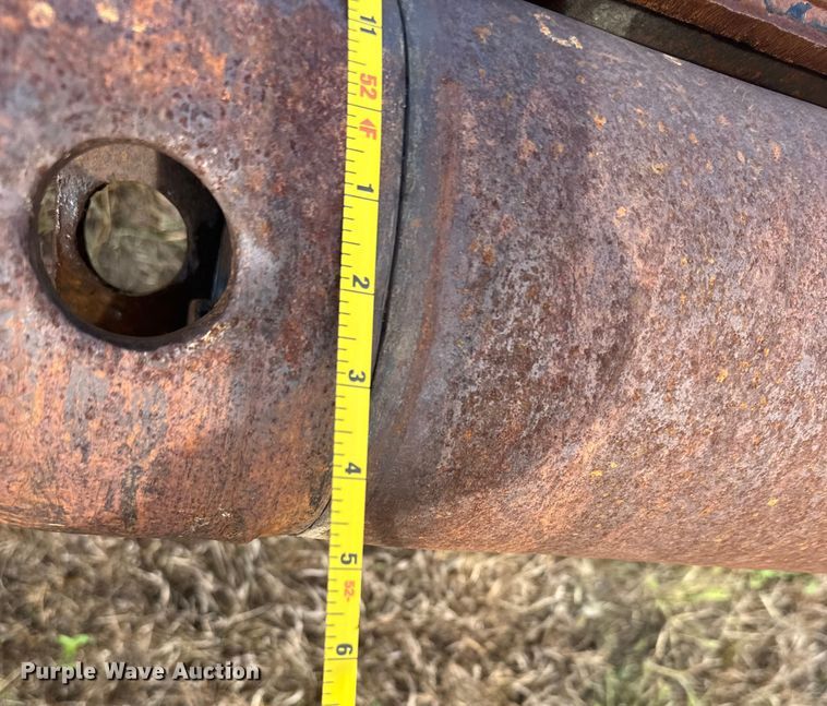 image for item ER2460 2001 Atoka Lowboy  drop deck oilfield trailer 