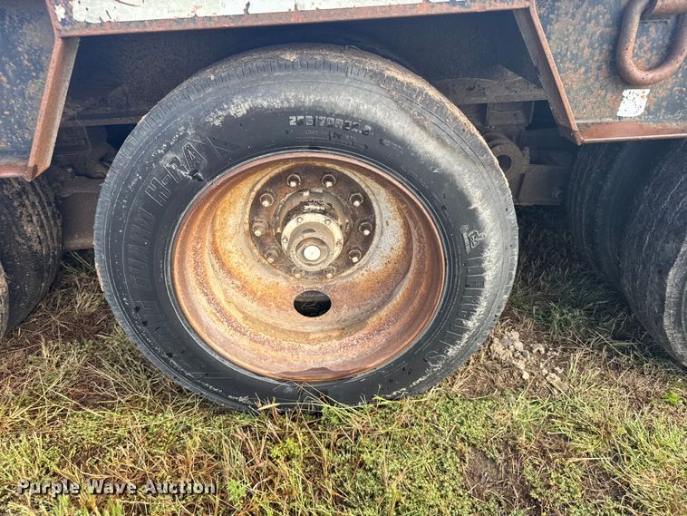 image for item ER2460 2001 Atoka Lowboy  drop deck oilfield trailer 