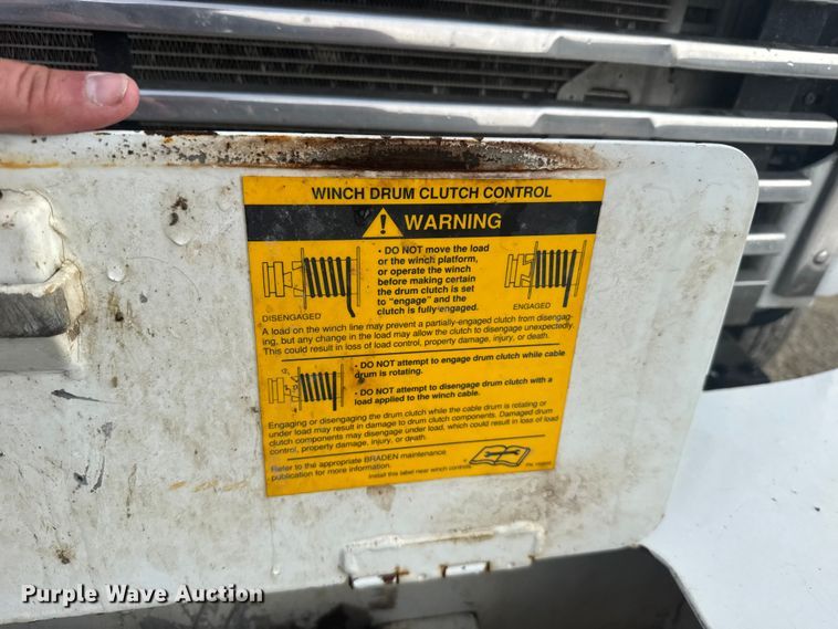 image for item ER2470 2006 Freightliner Business Class M2 bucket truck