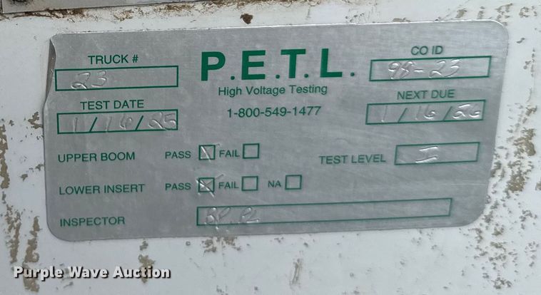 image for item ER2470 2006 Freightliner Business Class M2 bucket truck