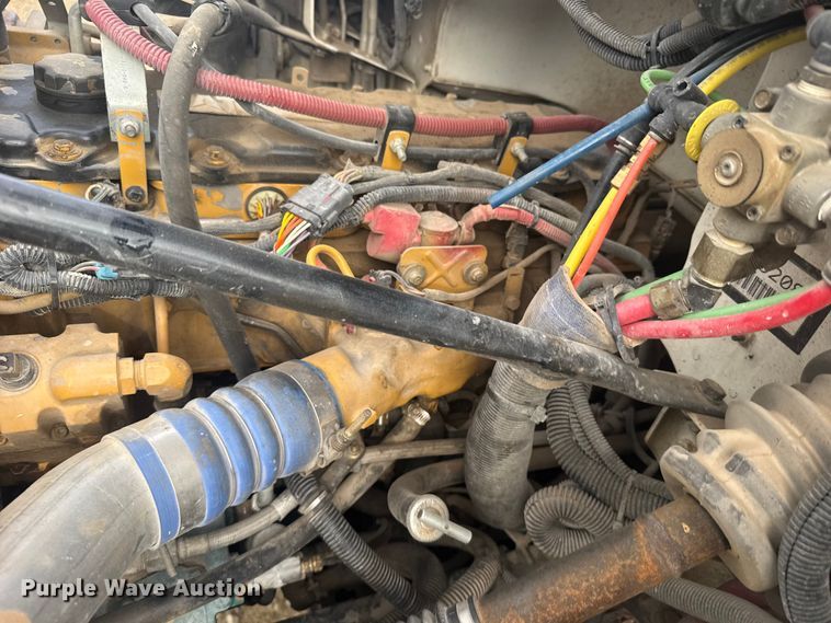 image for item ER2470 2006 Freightliner Business Class M2 bucket truck