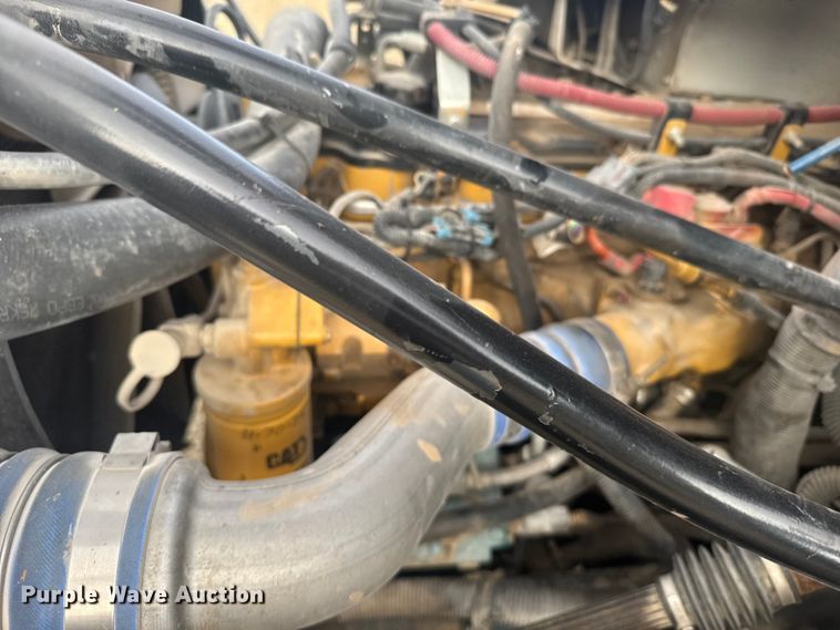 image for item ER2470 2006 Freightliner Business Class M2 bucket truck