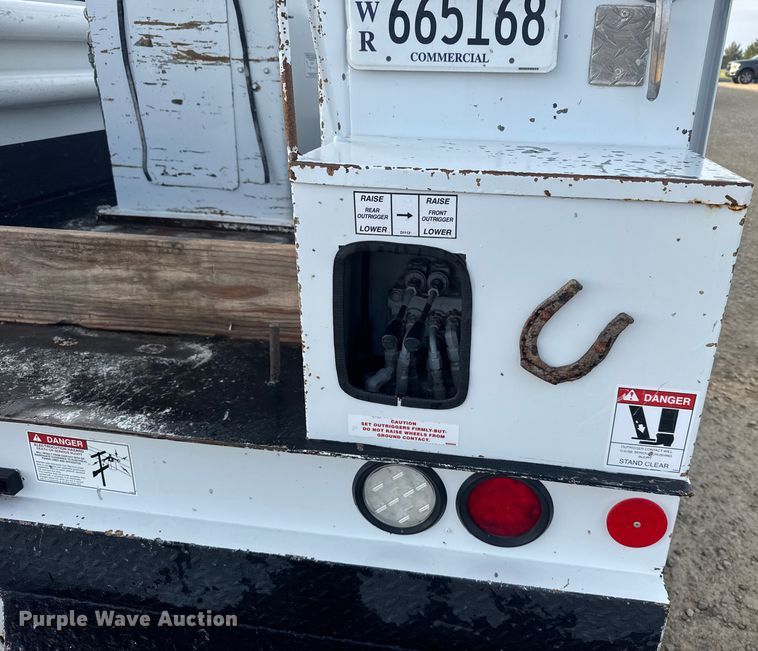 image for item ER2471 2019 Dodge Ram 5500 bucket truck