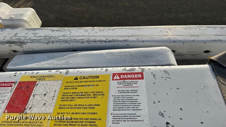 image for item ER2471 2019 Dodge Ram 5500 bucket truck